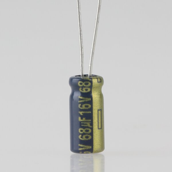 68uF 16V Elko Elektrolytkondensator Radial 105° 5x11mm