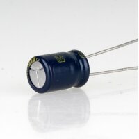 680uF 6,3V Elko Elektrolytkondensator Radial 105°...