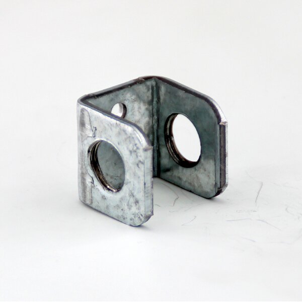 M10x1 Auslass-Gewindeadapter 19x20x20 mm aus gestanztem Eisen, verzinkt