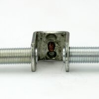 M10x1 Auslass-Gewindeadapter 22x18x21 mm aus gestanztem Eisen, verzinkt, mit M4 Erdungsschraube