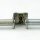 M10x1 Auslass-Gewindeadapter 22x18x21 mm aus gestanztem Eisen, verzinkt, mit M4 Erdungsschraube